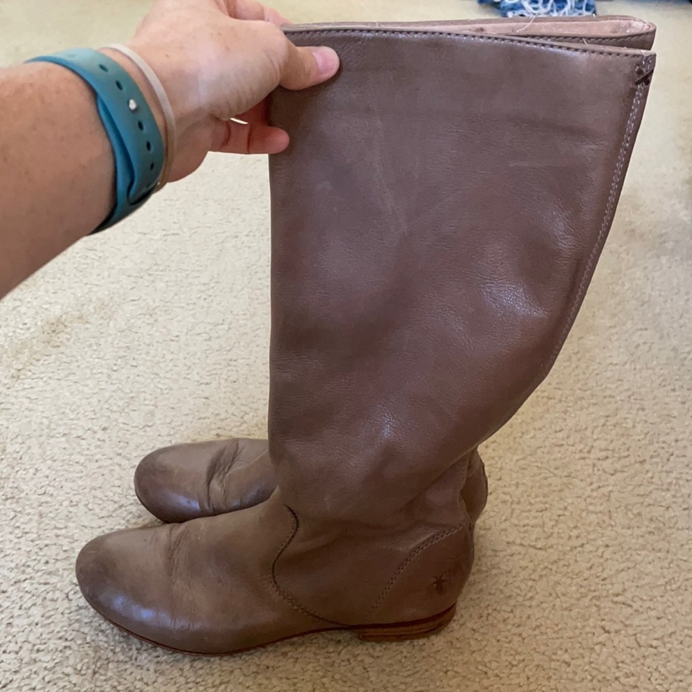 Women’s FRYE boots